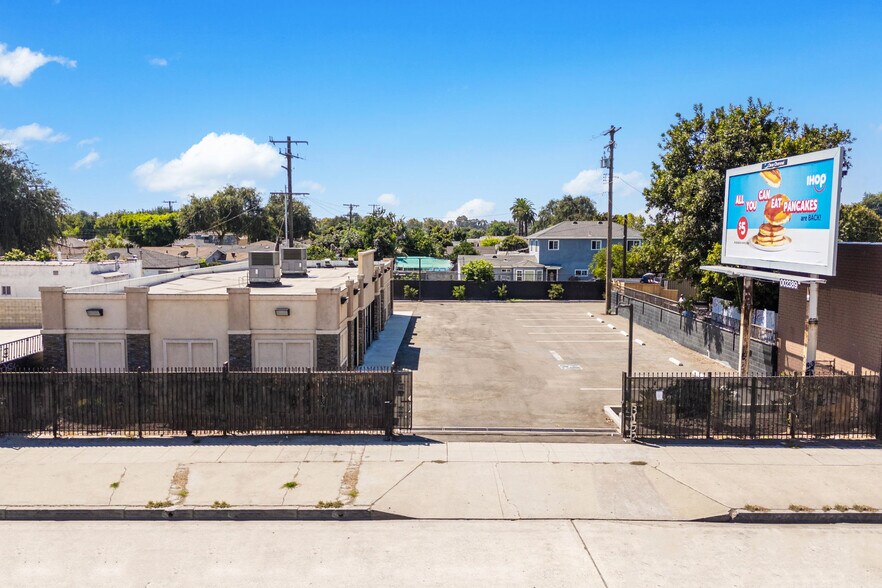 3152 Martin Luther King Jr Blvd, Lynwood, CA à vendre - Photo du bâtiment - Image 1 de 8