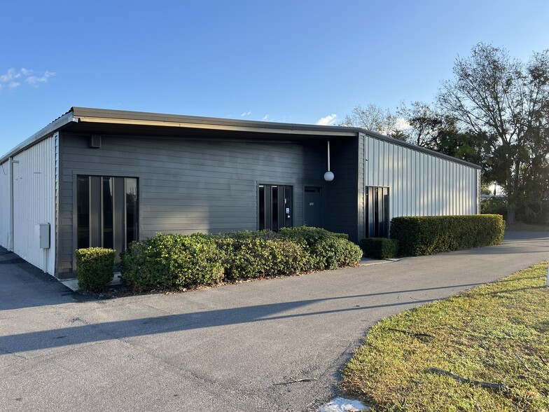 503 W Brannen Rd, Lakeland, FL à louer - Photo du bâtiment - Image 3 de 4