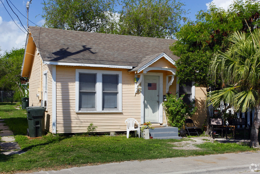 1221-1227B Fifth St, Corpus Christi, TX for sale - Primary Photo - Image 1 of 2