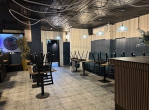 8 Dorsey St, Manchester for lease Interior Photo- Image 1 of 2