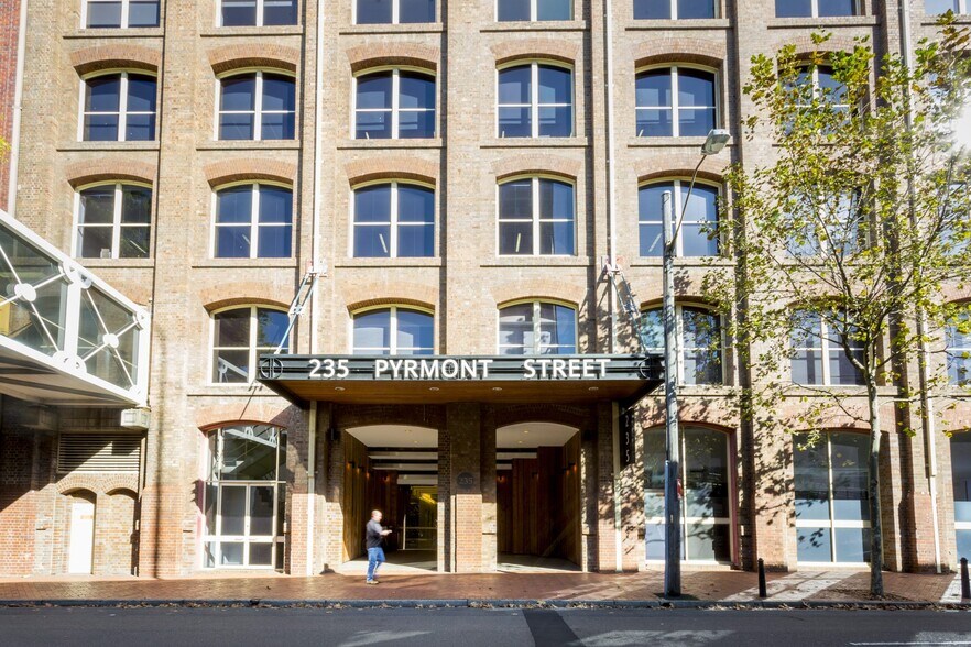 235 Pyrmont St, PYRMONT à louer - Photo du bâtiment - Image 2 de 13