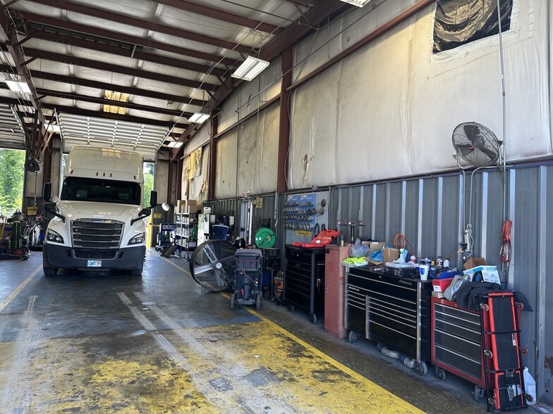 1108 Centennial Ave, Albany, GA for sale - Building Photo - Image 3 of 7