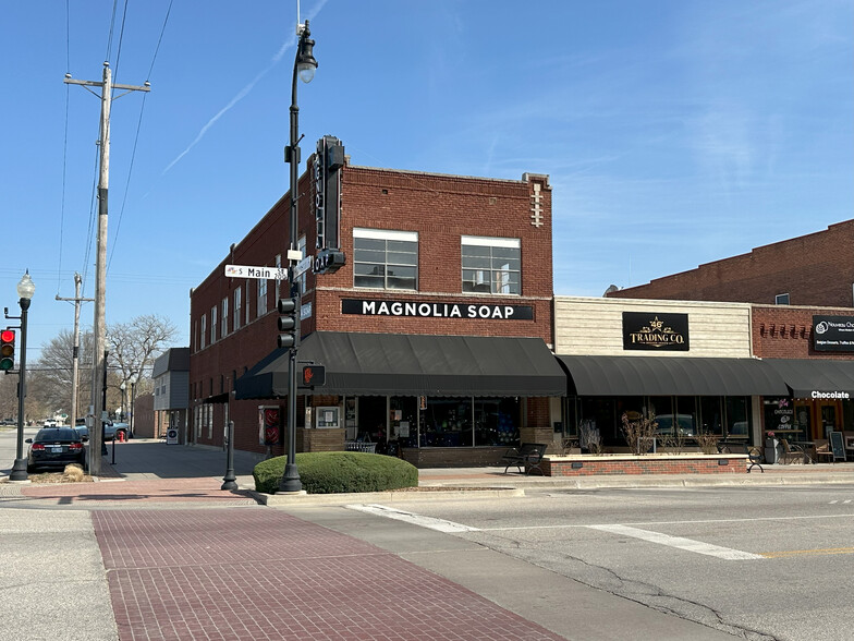 201 S Main St, Broken Arrow, OK for lease - Building Photo - Image 1 of 5