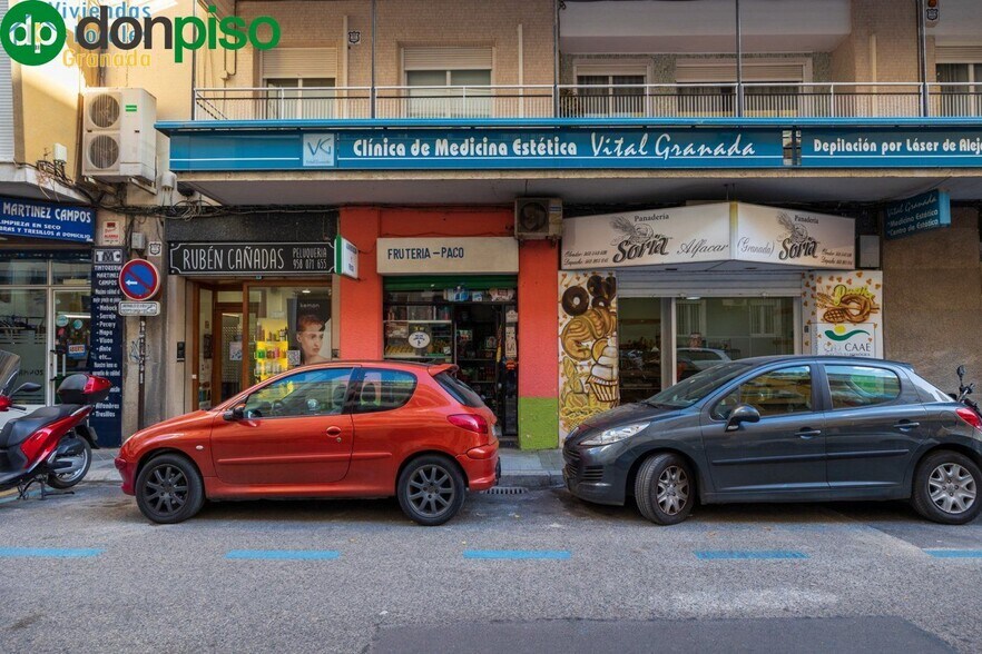Calle Martínez Campos, Granada, Granada à vendre - Photo du bâtiment - Image 1 de 19