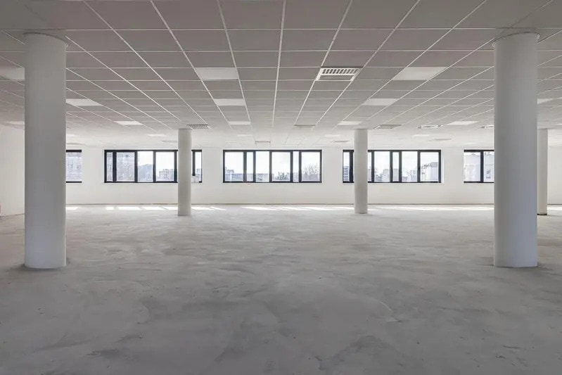 Office in Lyon for sale - Interior Photo - Image 2 of 12