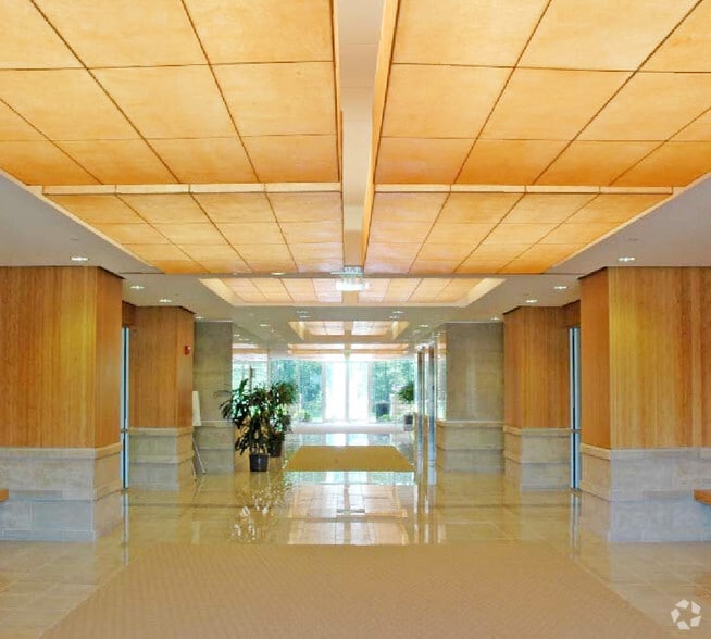 101 J Morris Commons Ln, Morrisville, NC à louer - Hall d’entrée - Image 2 de 2