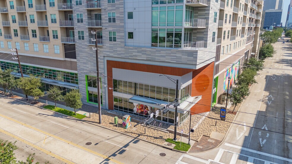 515 Elgin St, Houston, TX à louer - Photo du bâtiment - Image 2 de 27