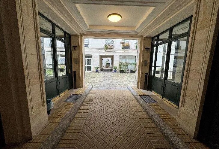 137 Boulevard De Magenta, Paris à louer - Hall d’entrée - Image 2 de 14