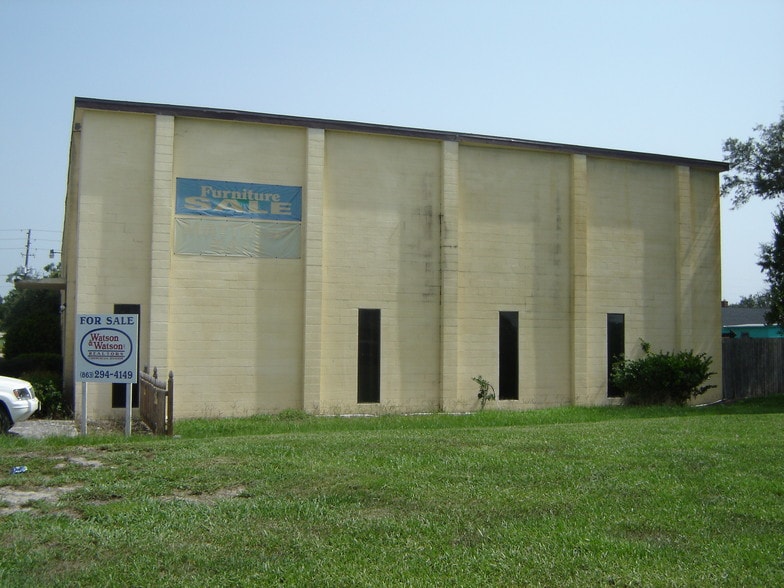 305 S Wetmore St, Lake Wales, FL for lease - Building Photo - Image 2 of 6