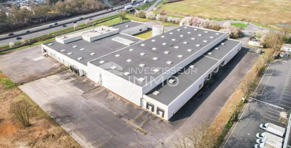 Flex in Croissy-Beaubourg for lease - Aerial - Image 3 of 12