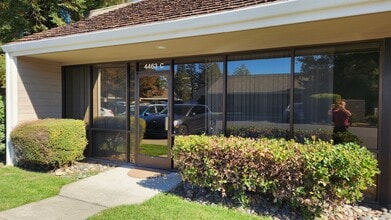 4463 Stoneridge Dr, Pleasanton, CA for lease Interior Photo- Image 2 of 19