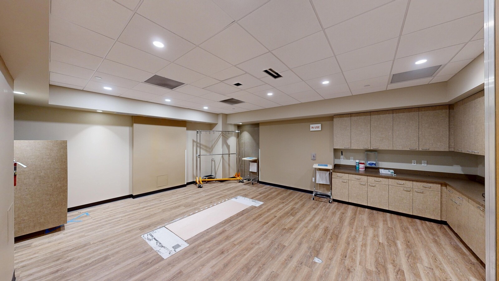 10463 Park Meadows Dr, Lone Tree, CO 80124 - Unit 111/113 - - Interior Photo - Image 2 of 4