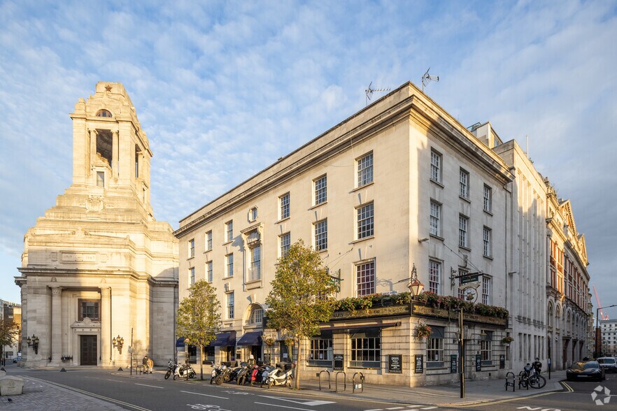 45 Great Queen St, Londres à vendre - Photo du bâtiment - Image 3 de 3