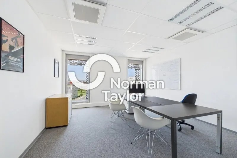 Office in Montpellier for lease Primary Photo- Image 1 of 13