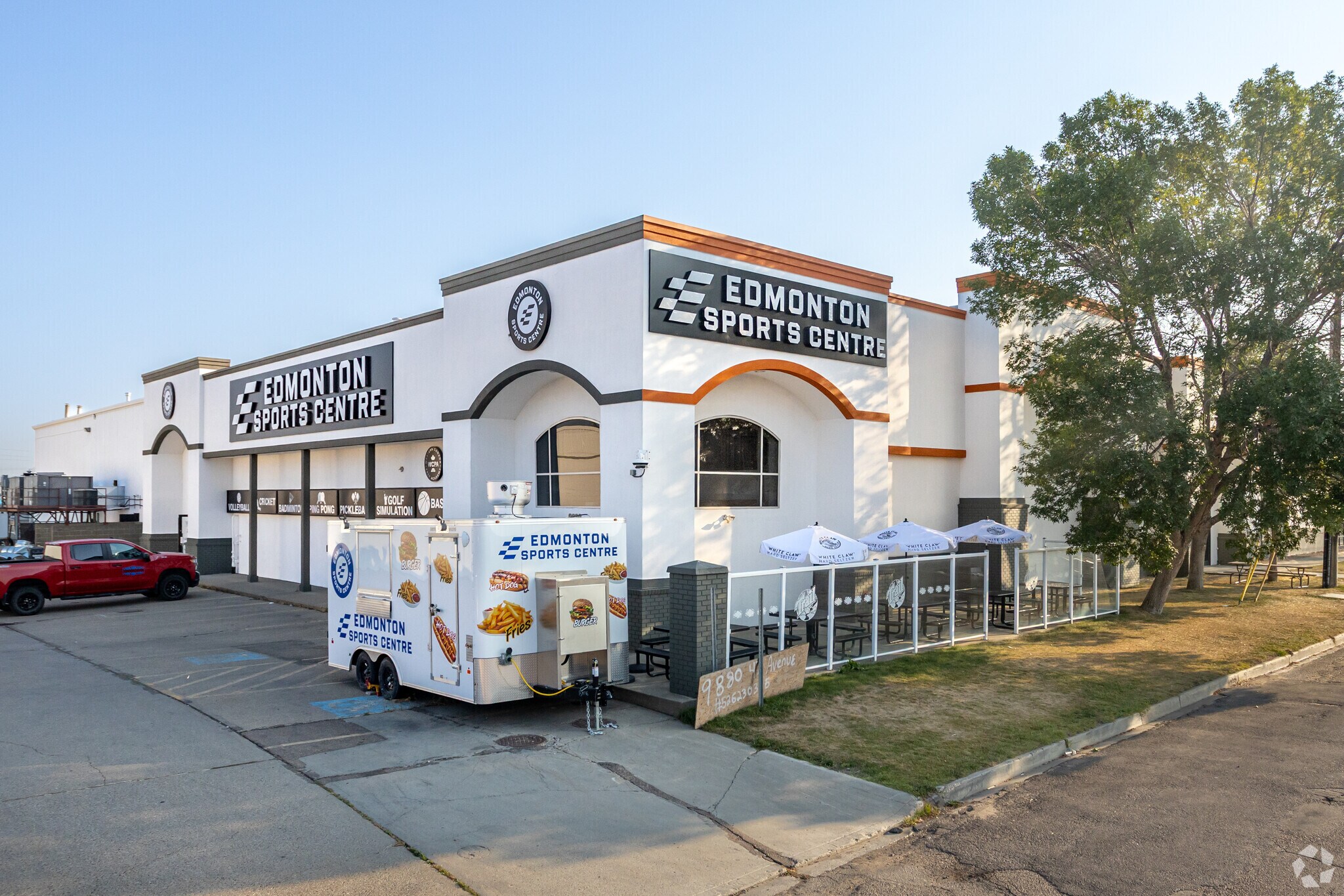 9880 47th Ave NW, Edmonton, AB for sale Primary Photo- Image 1 of 1