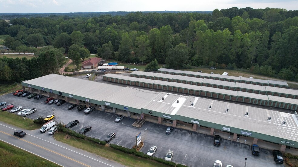 838 Powdersville Rd, Easley, SC for lease - Building Photo - Image 3 of 3