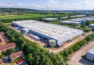 Plus de détails pour Bradbourne Dr, Milton Keynes - Industriel à louer