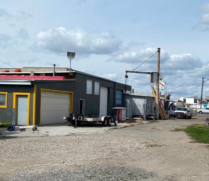 257 W 3300 S, Salt Lake City, UT for sale - Building Photo - Image 3 of 16