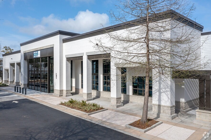 774 S Shelmore Blvd, Mount Pleasant, SC for lease - Building Photo - Image 1 of 5