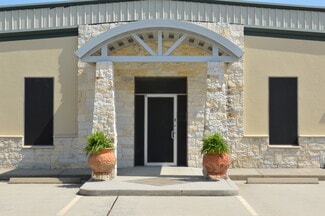 More details for 1105 N Main St, Highlands, TX - Industrial for Lease