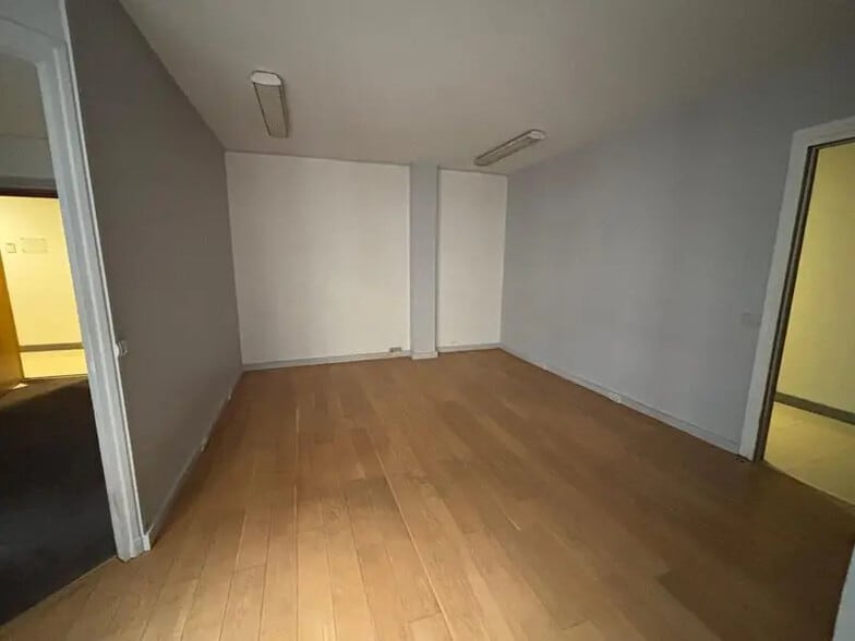 25-29 Place De La Madeleine, Paris à vendre - Photo intérieure - Image 3 de 17