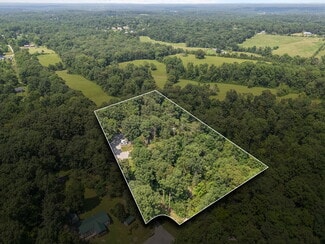 More details for 9314 Beeler Ct, Bon Aqua, TN - Multifamily for Sale