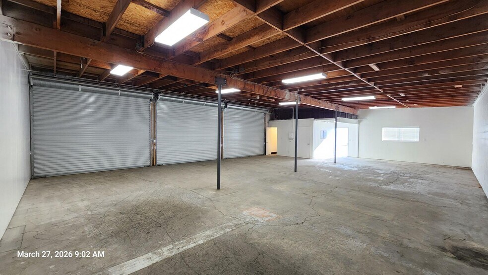 141 Sunnyside Ave, Clovis, CA à louer - Photo du bâtiment - Image 3 de 5
