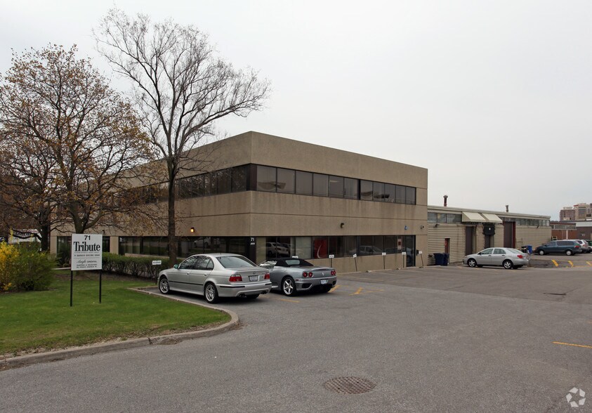 71 Barber Greene Rd, Toronto, ON à vendre - Photo principale - Image 1 de 1