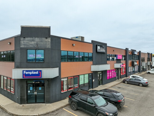Plus de détails pour 371-387 Boul Armand-Paris, Québec, QC - Commerce de détail à vendre