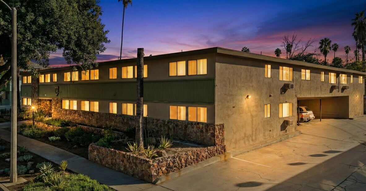 1806 Loma Vista St, Riverside, CA à vendre Photo principale- Image 1 de 9