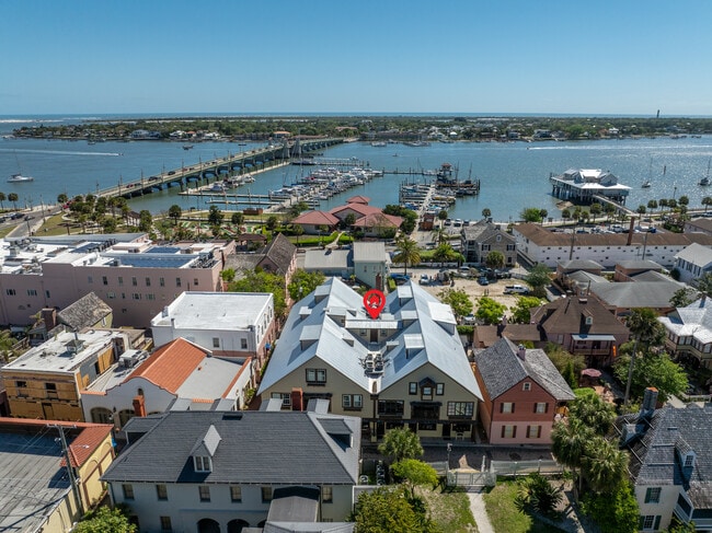 More details for 11 Aviles St, Saint Augustine, FL - Retail for Sale
