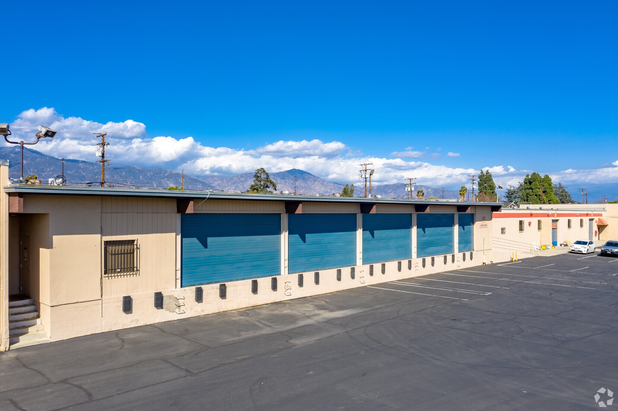 401-425 S California St, San Gabriel, CA for lease Building Photo- Image 1 of 6