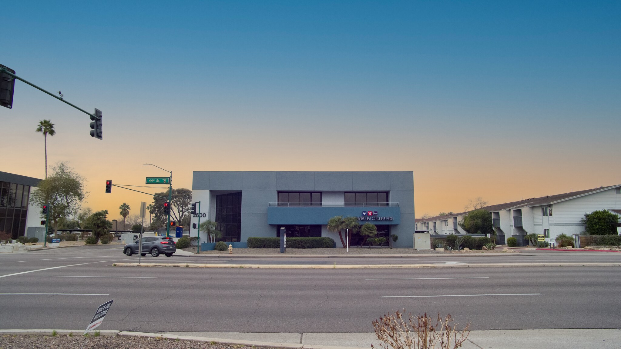 2600 N 44th St, Phoenix, AZ for lease Primary Photo- Image 1 of 10