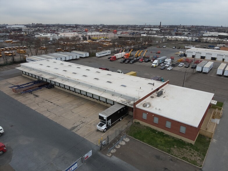 2470 Wheatsheaf Ln, Philadelphia, PA for lease - Building Photo - Image 1 of 5