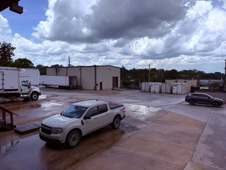 1803 Broadway, Macon-Bibb, GA for sale - Building Photo - Image 2 of 10