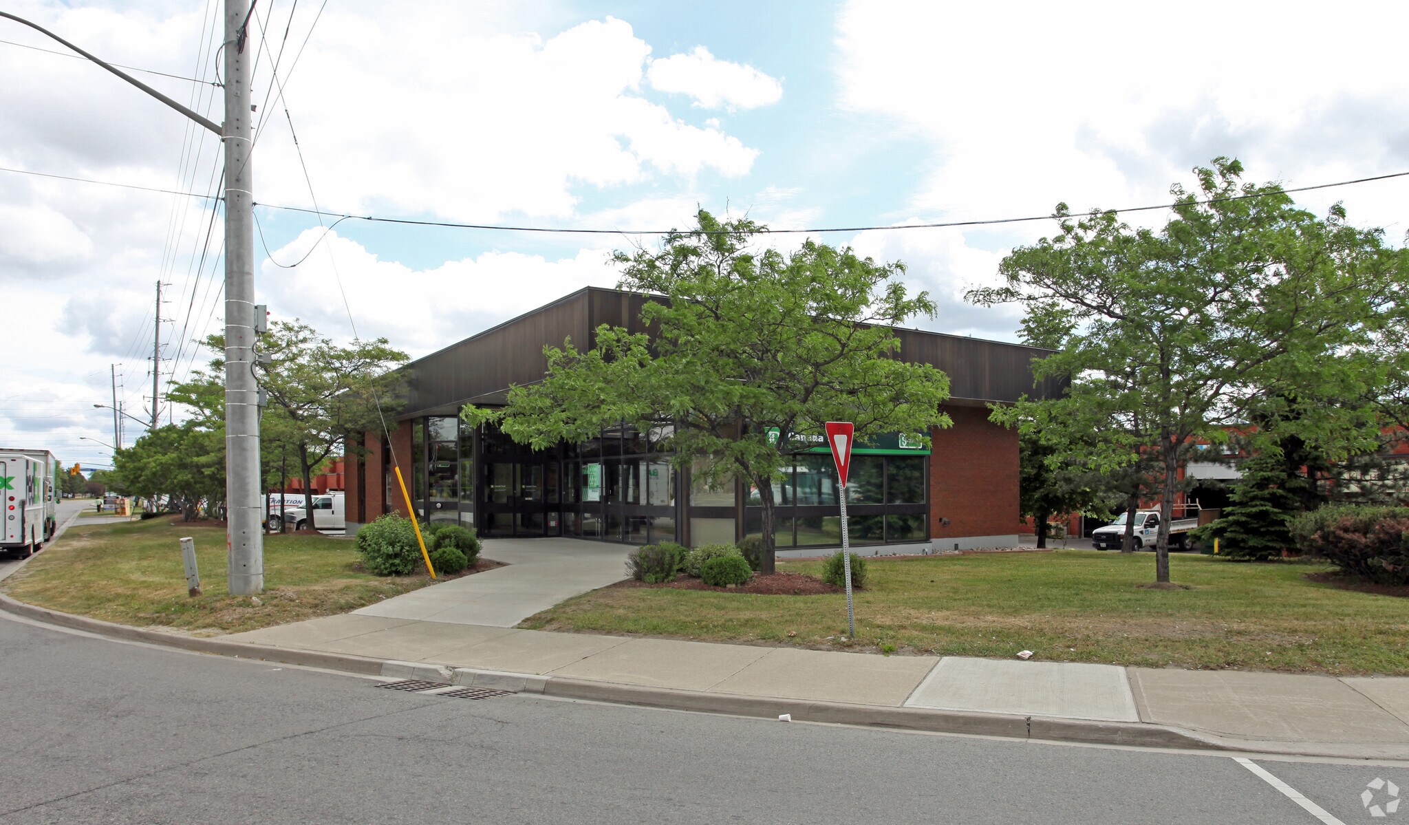 1500 Meyerside Dr, Mississauga, ON à vendre Photo principale- Image 1 de 1