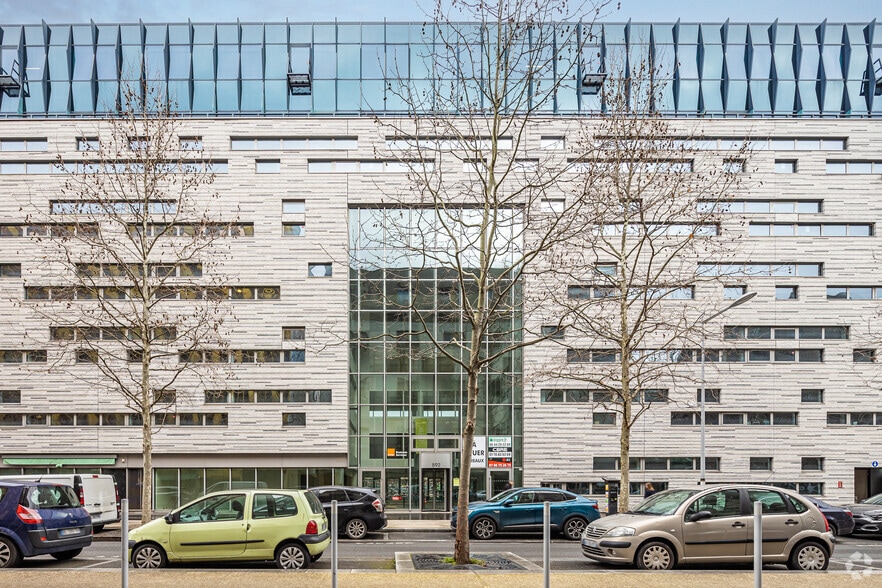892 Rue Yves Kermen, Boulogne-Billancourt for lease - Building Photo - Image 3 of 3