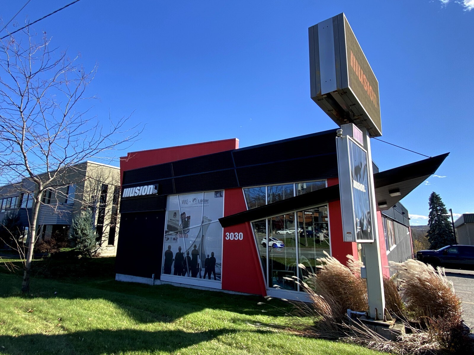 3030 St King O, Sherbrooke, QC for sale Building Photo- Image 1 of 1