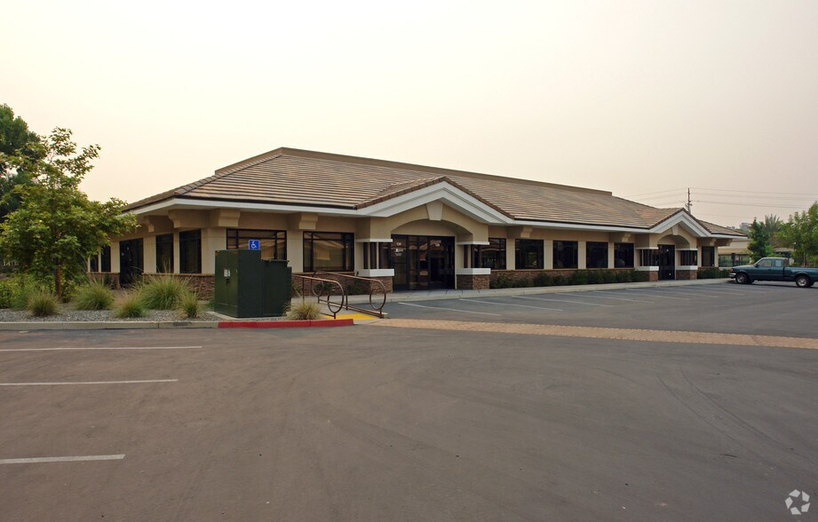 530 Plaza Dr, Folsom, CA for lease - Building Photo - Image 2 of 20