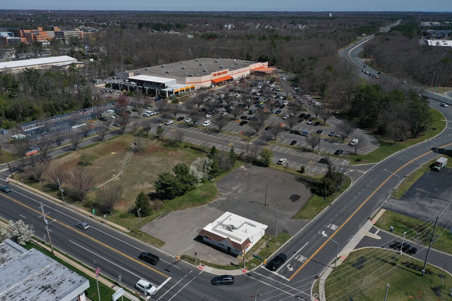 1722 Route 88, Brick, NJ for lease - Building Photo - Image 1 of 5