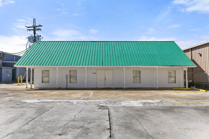 1420 Fourth St, Westwego, LA for sale - Building Photo - Image 1 of 12