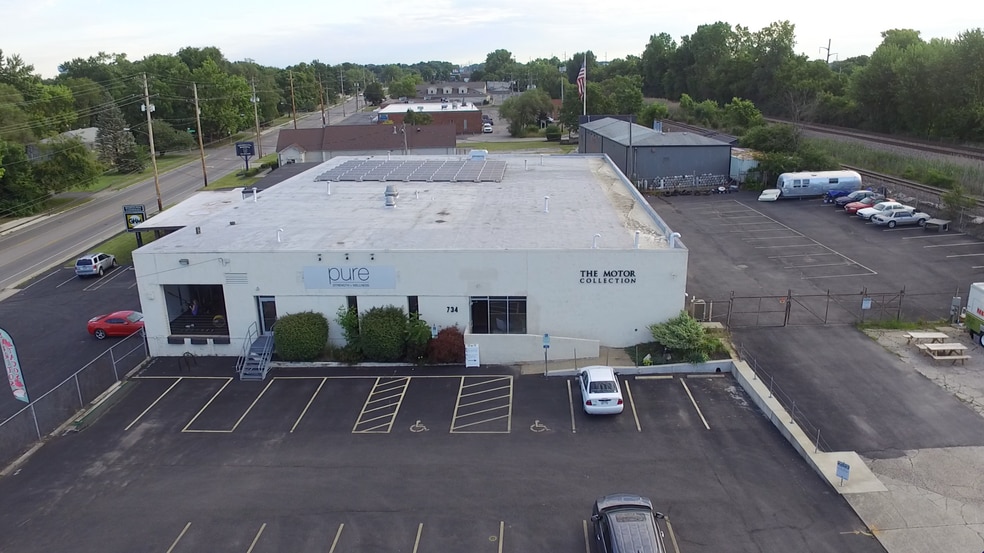 734 Garden Rd, Columbus, OH for lease - Building Photo - Image 2 of 7