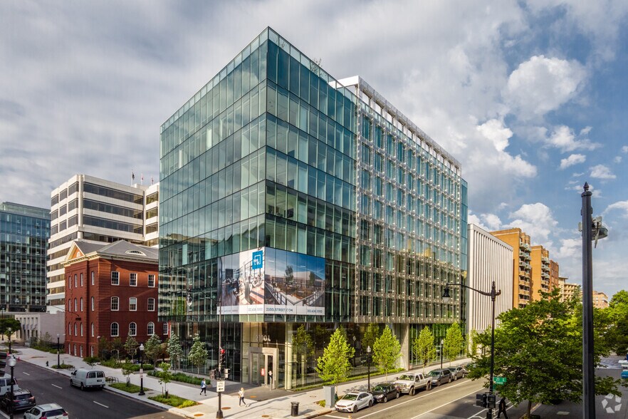 2100 L St NW, Washington, DC à louer - Photo du bâtiment - Image 1 de 17