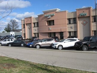 Plus de détails pour 7655 Five Mile Rd, Cincinnati, OH - Bureau à vendre