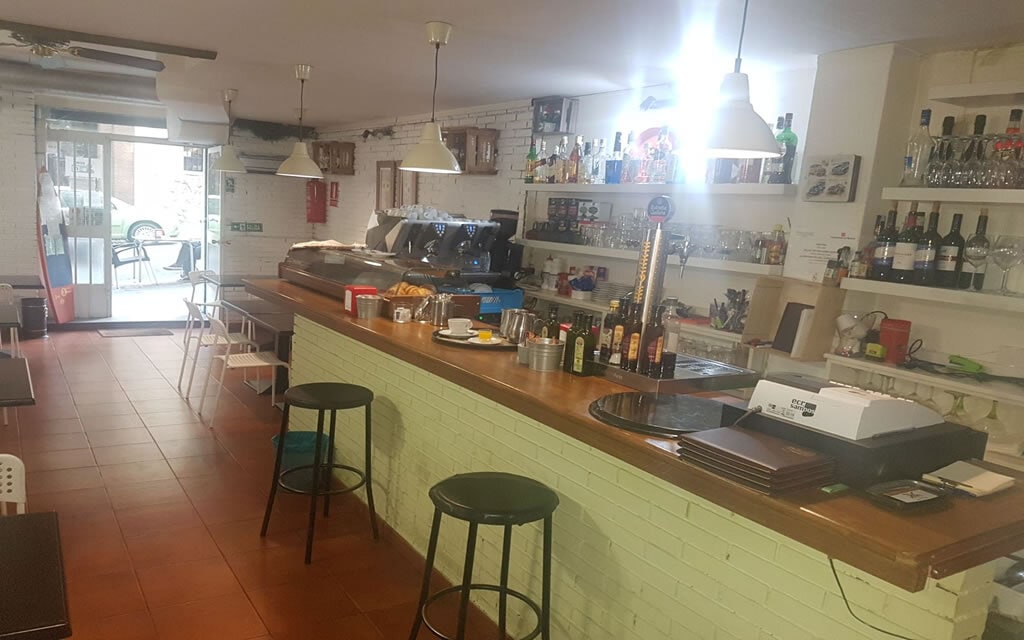 Retail in Madrid, Madrid for lease Primary Photo- Image 1 of 2