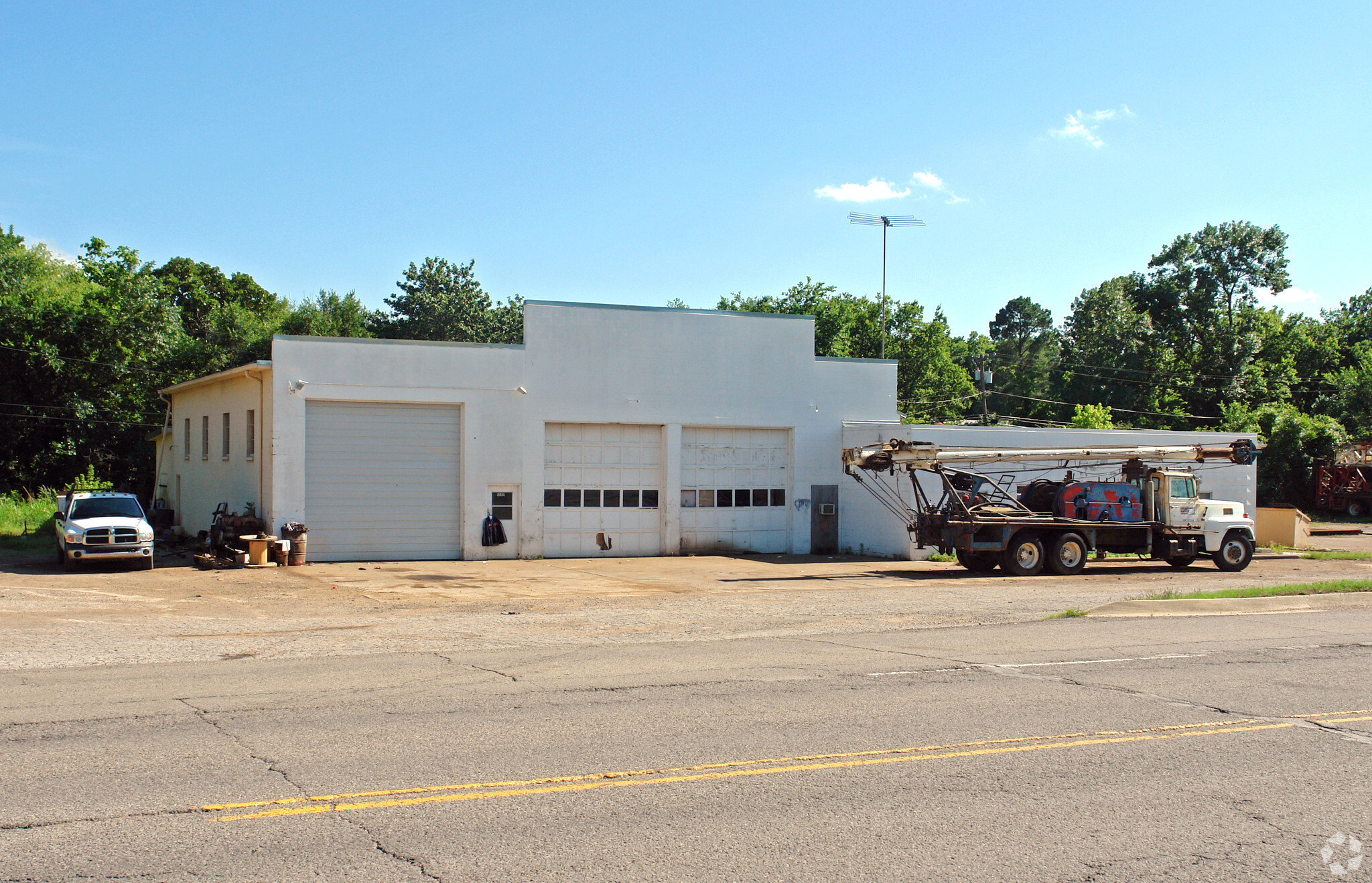 1501 W Main St, Henryetta, OK for sale Primary Photo- Image 1 of 1