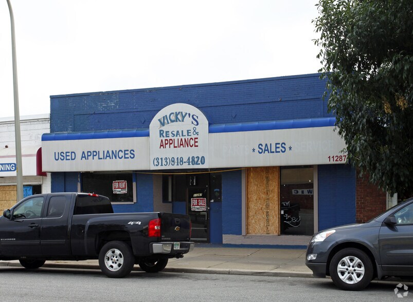 11287 W Jefferson Rd, River Rouge, MI à louer - Photo du bâtiment - Image 3 de 5