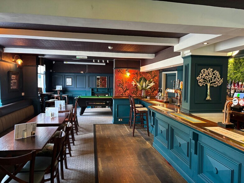 496 Oldham Rd, Manchester à vendre - Photo intérieure - Image 2 de 18