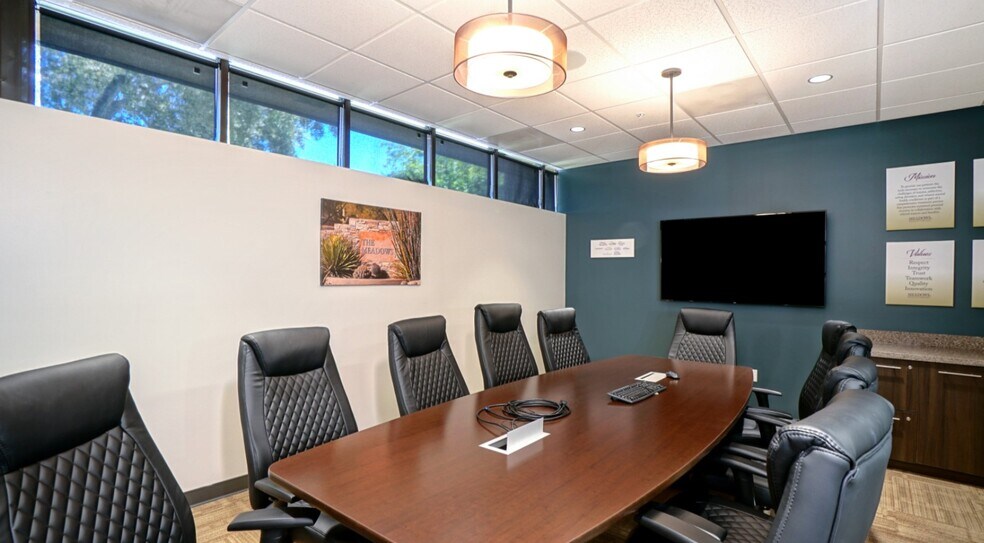 1309 S Mary Ave, Sunnyvale, CA à louer - Photo du bâtiment - Image 3 de 7