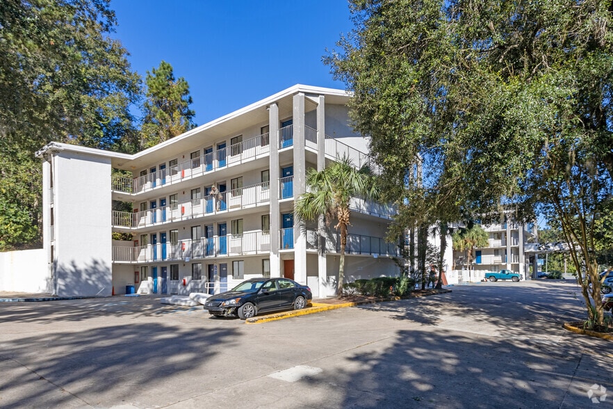2738 N Monroe St, Tallahassee, FL for sale - Building Photo - Image 2 of 5